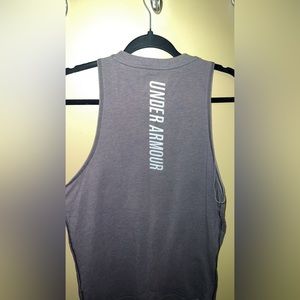 Under armor work out shirt